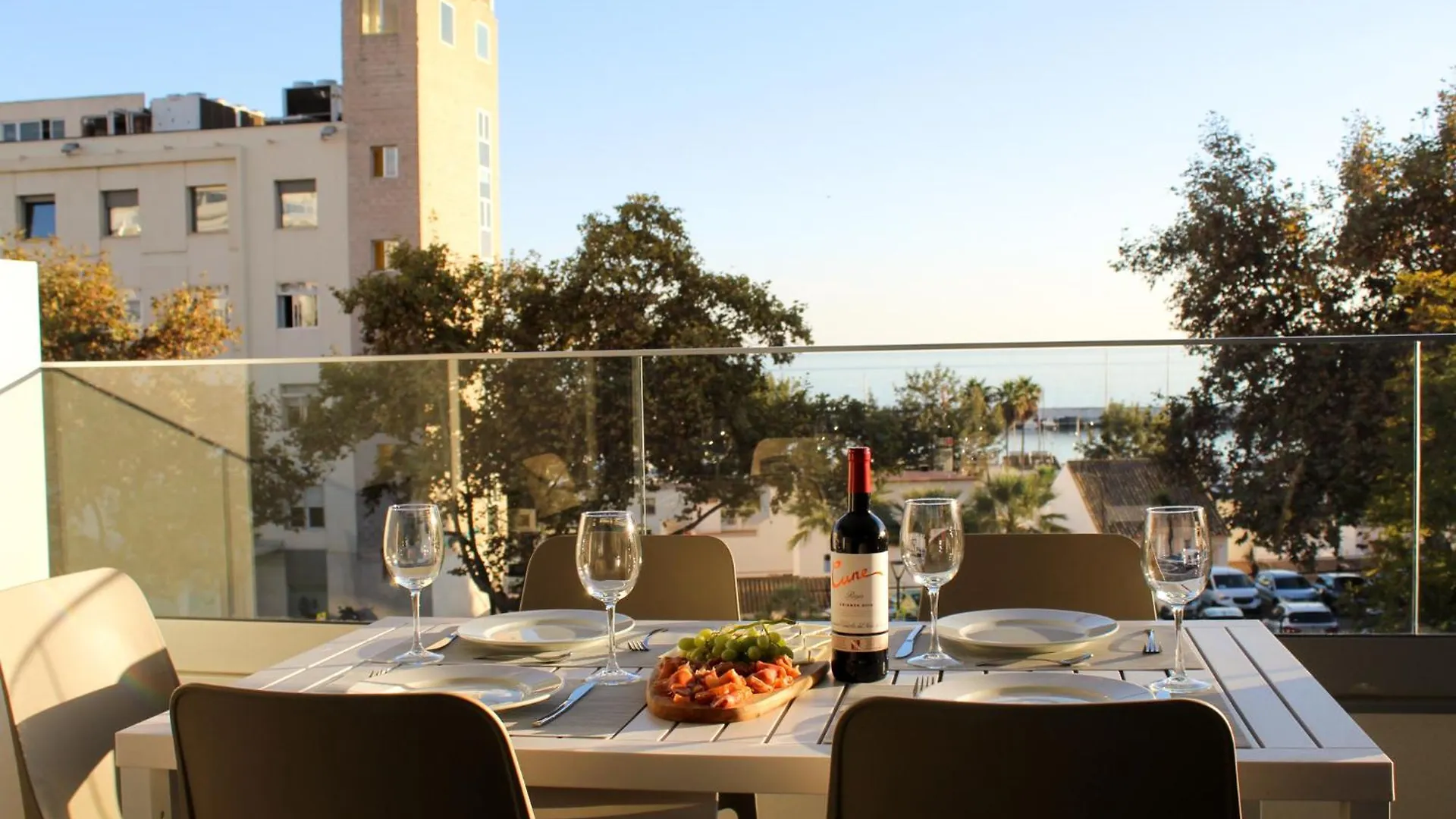 Aqua Apartments Bellamar, Marbella
