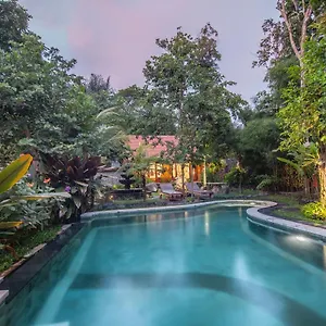 Jero Sebali By Travellink Bali , Ubud Indonesië